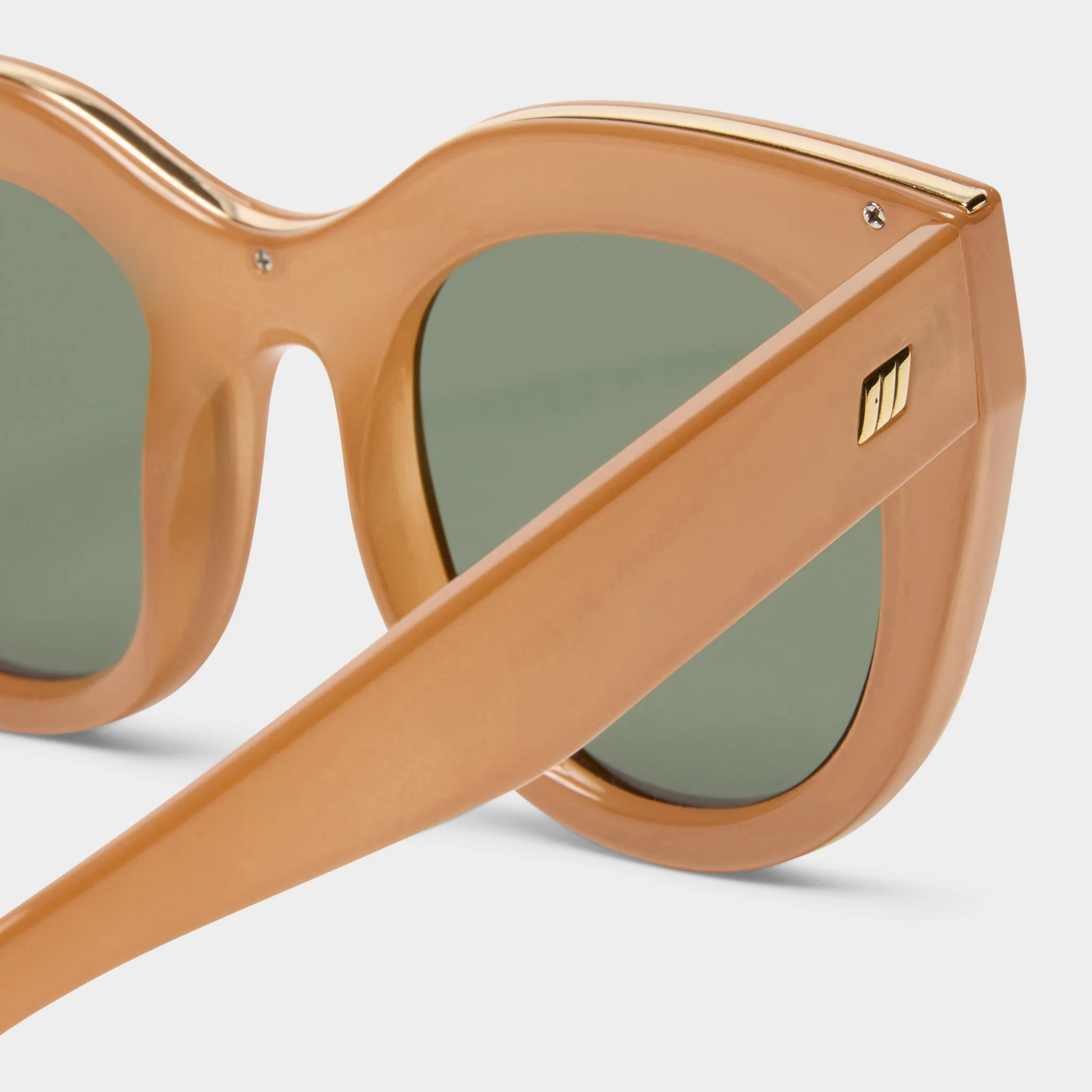 AIR HEART | CARAMEL KHAKI MONO - Image 4