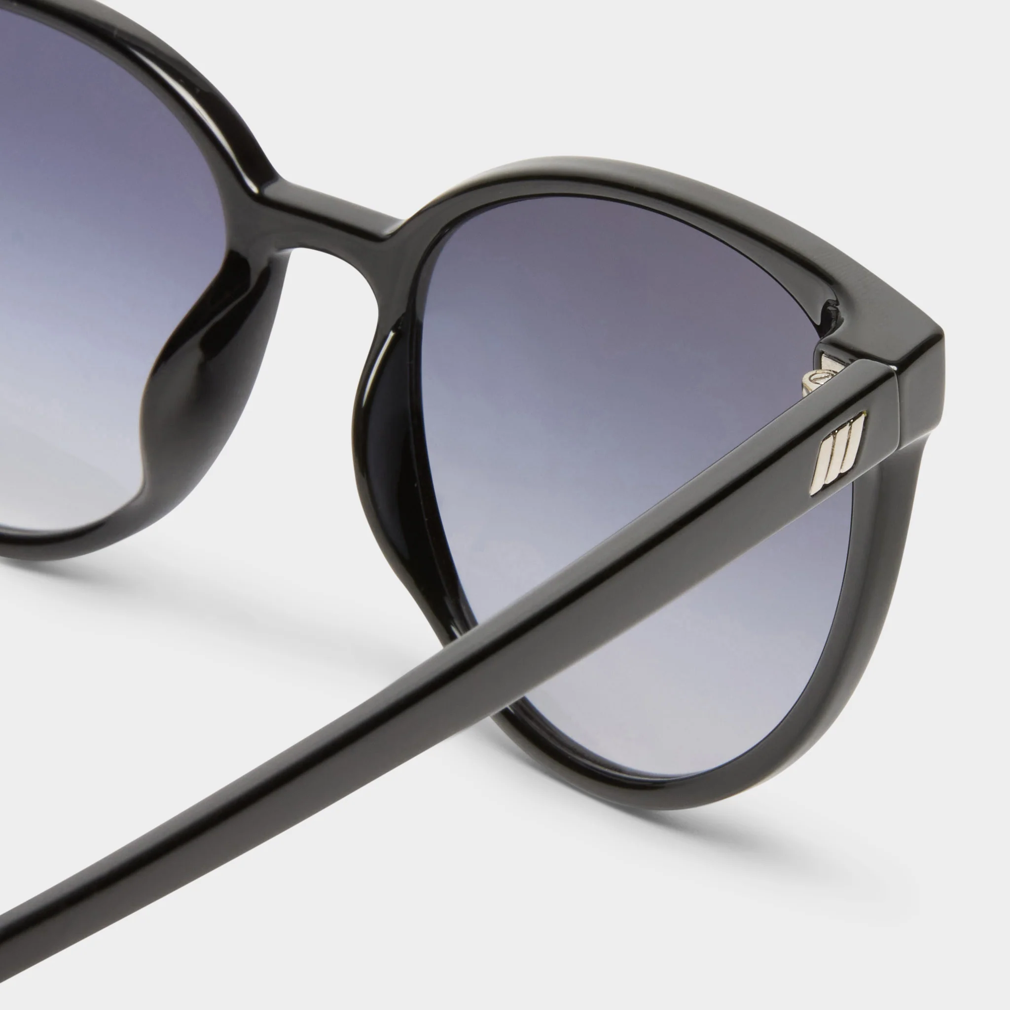 ARMADA | BLACK SMOKE GRAD - Image 4