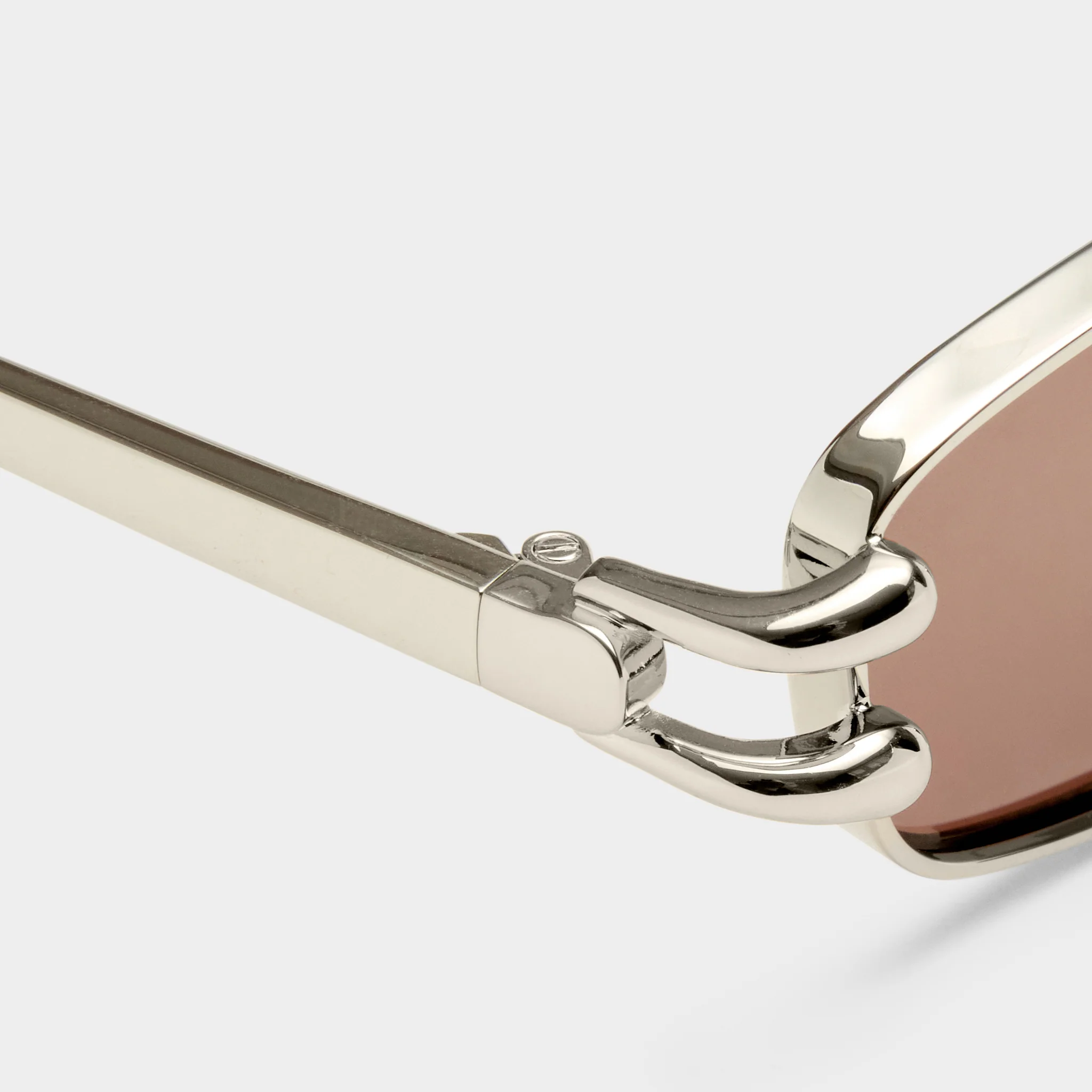 NUMERO CINCO | BRIGHT SILVER UMBER MONO - Image 4