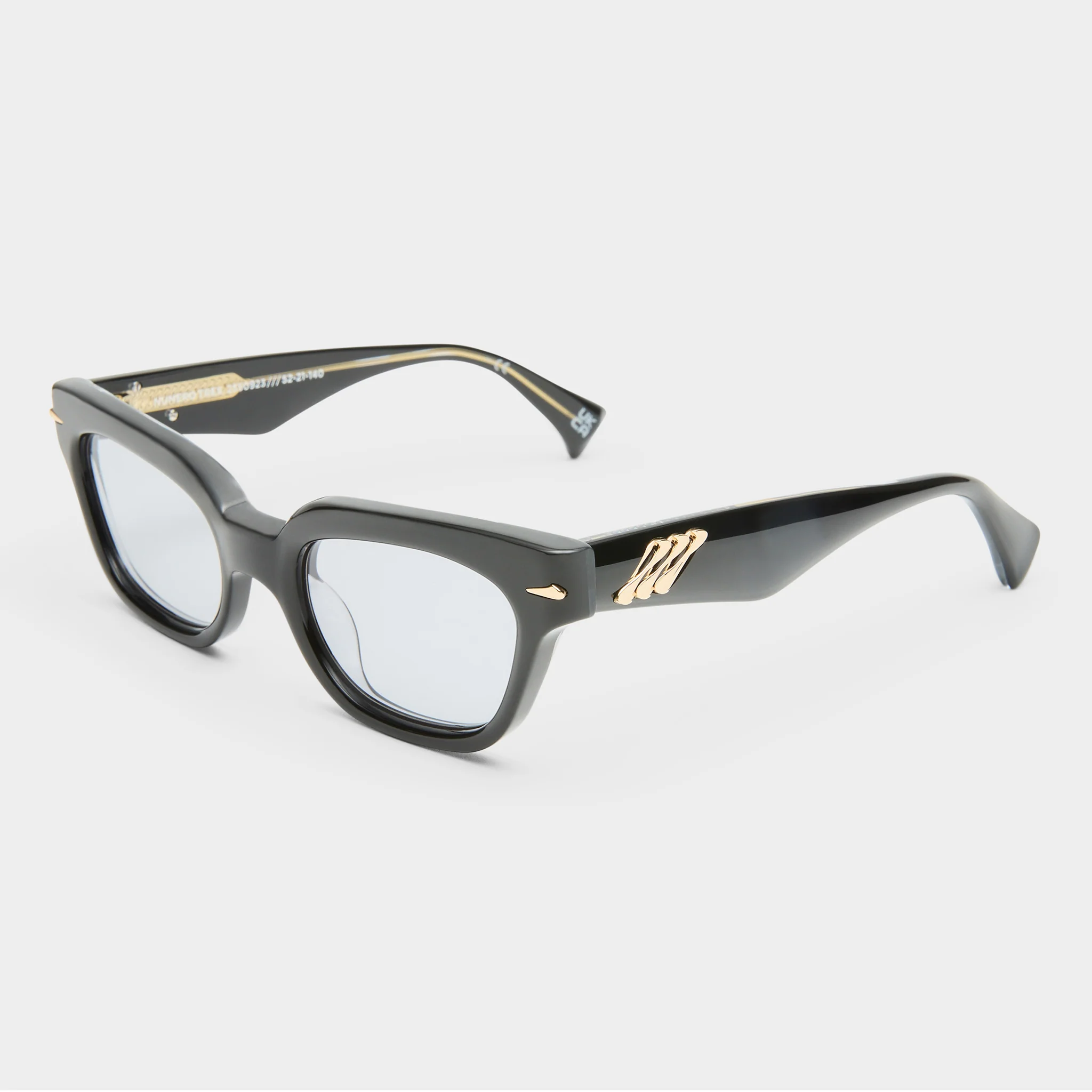 NUMERO TRES | OBSIDIAN BLACK SMOKE TINT - Image 3