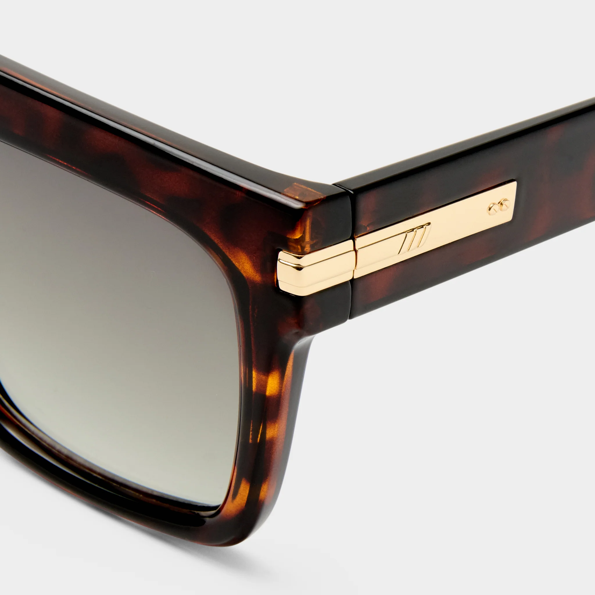 OFFSIDE + | TORT - Image 4