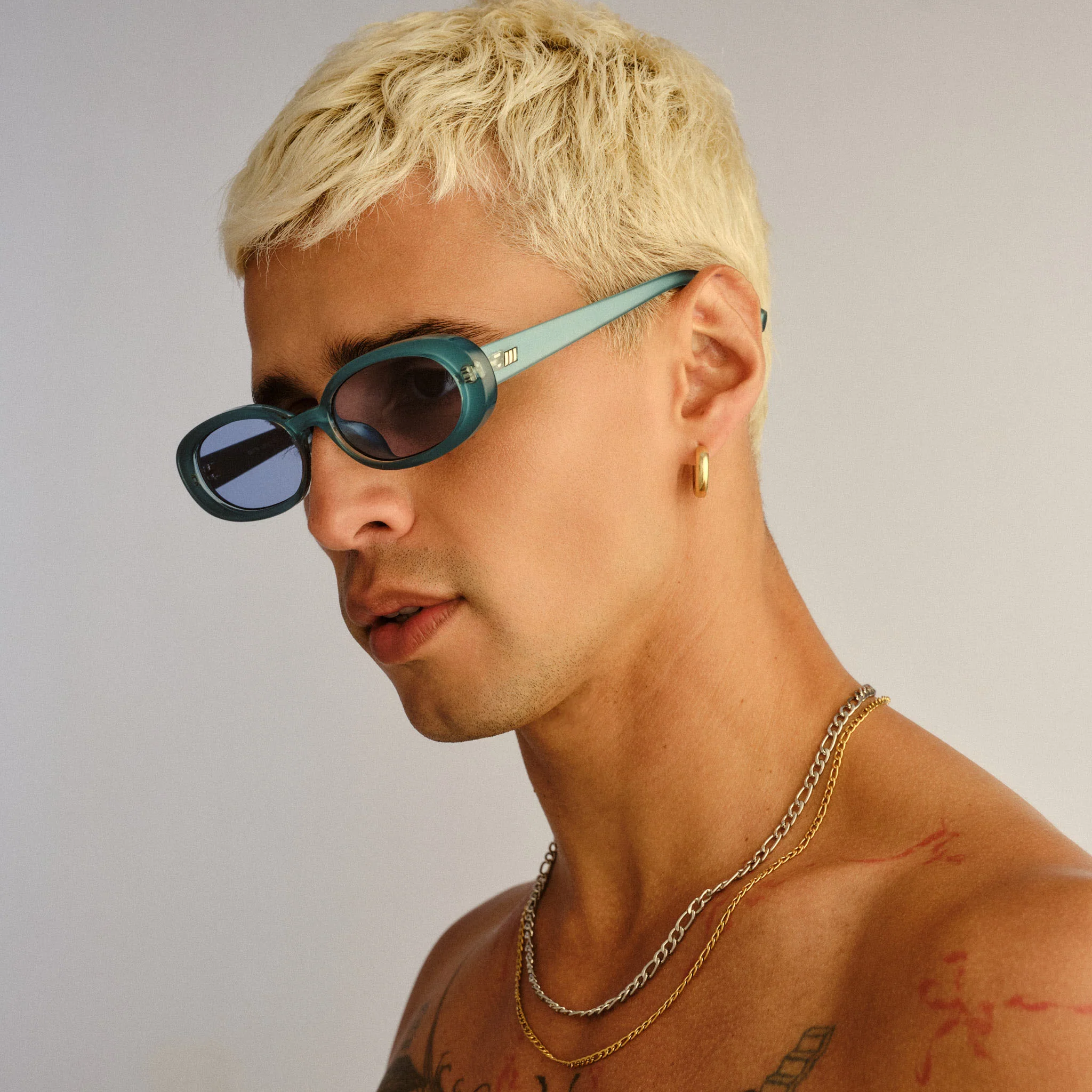OUTTA LOVE + | BLUE PEARL - Image 8