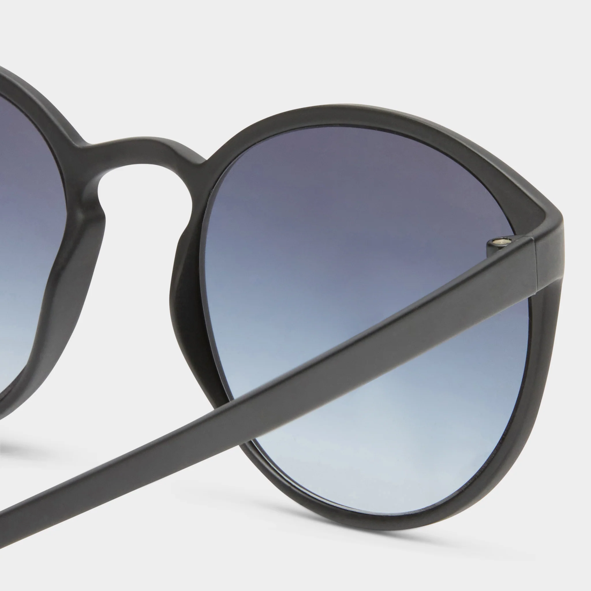 SWIZZLE | MATTE BLACK - Image 4