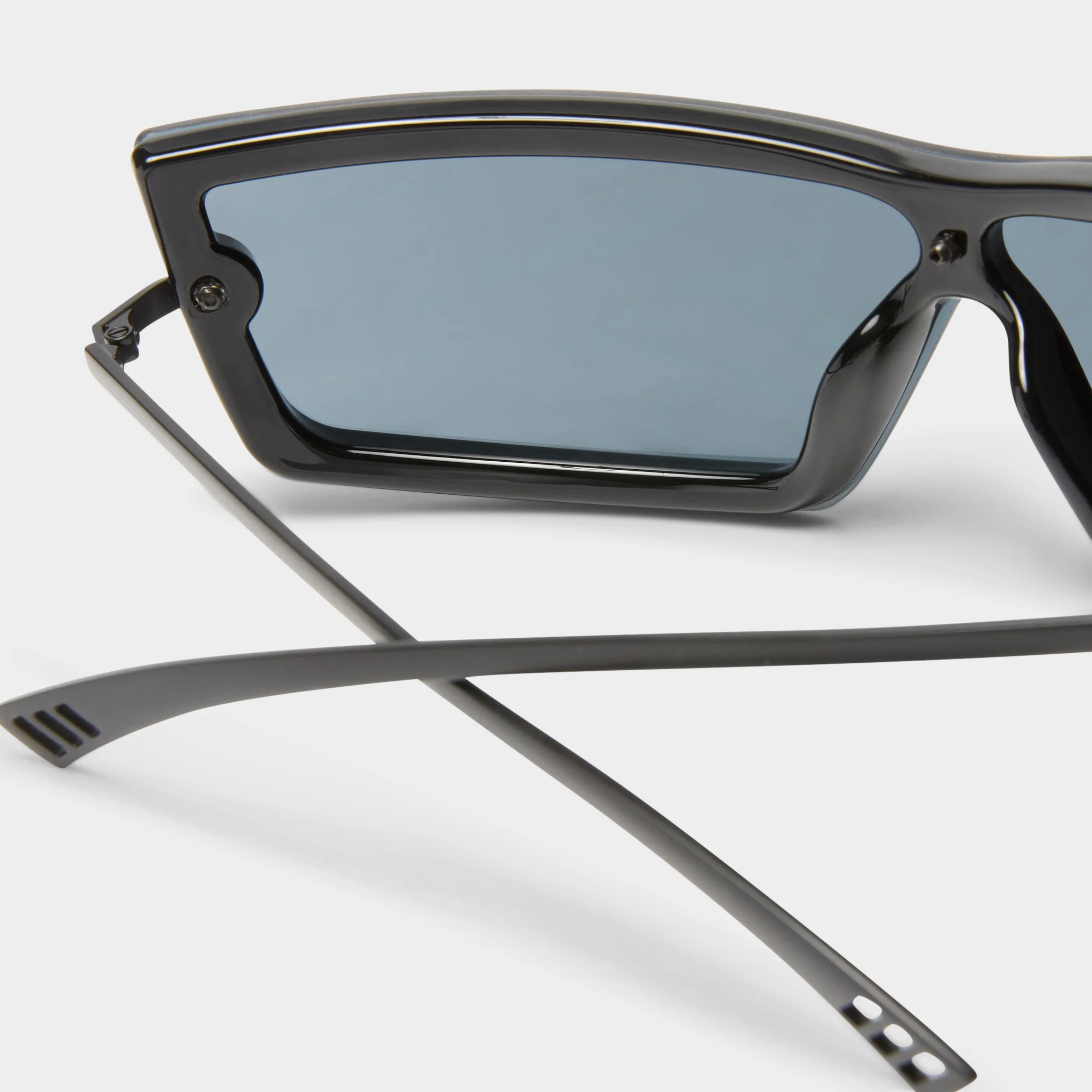 THE BODYGUARD | BLACK MATTE BLACK - Image 4