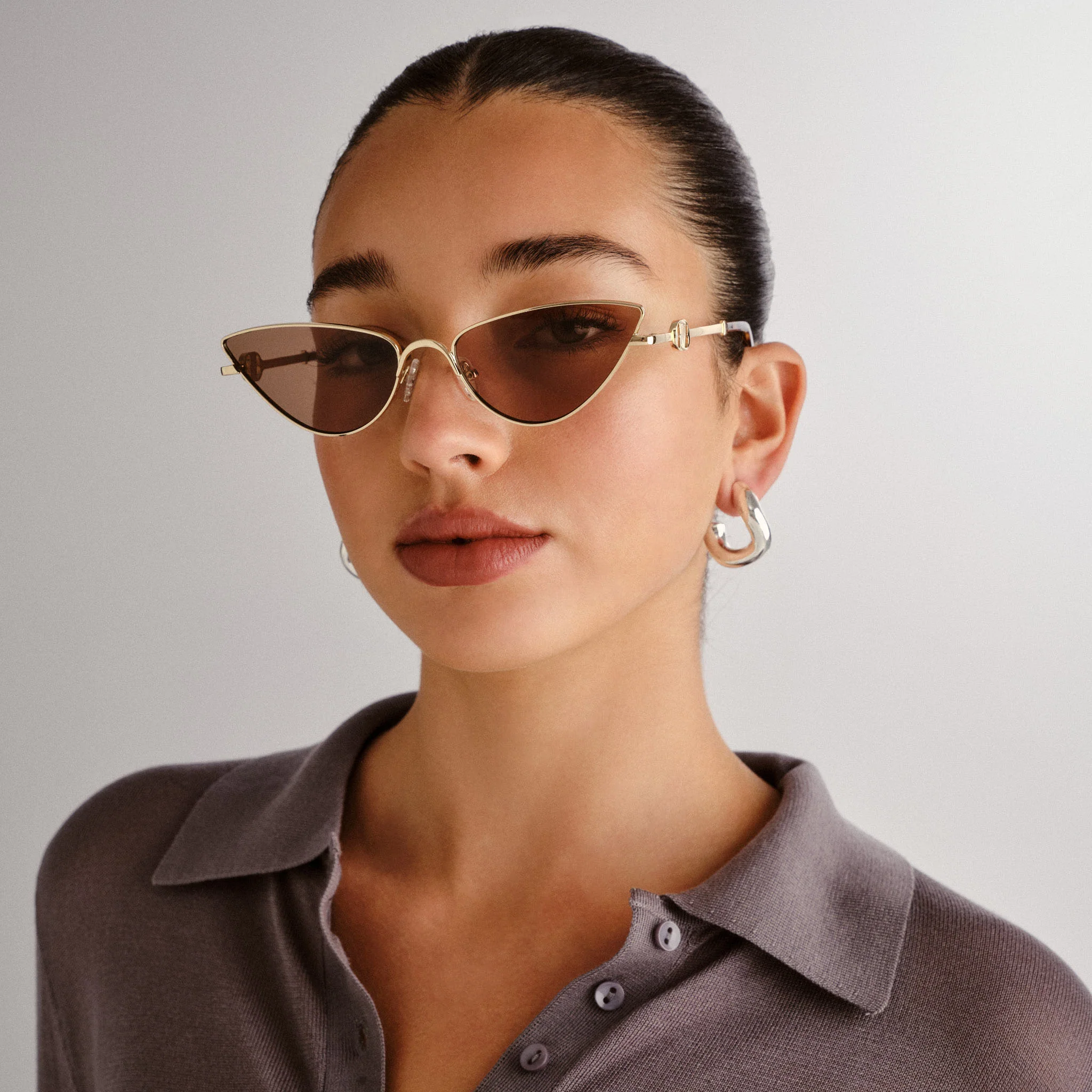 THE SOIREE | BRIGHT GOLD LIGHT BROWN TINT - Image 2