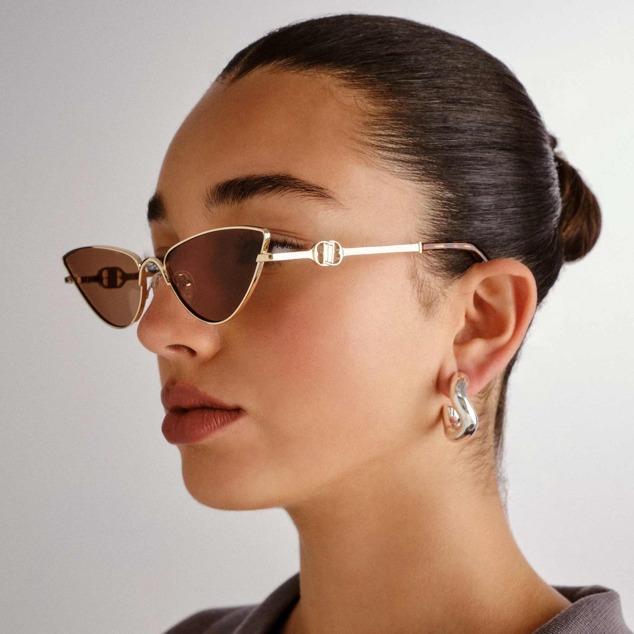 THE SOIREE | BRIGHT GOLD LIGHT BROWN TINT - Image 5