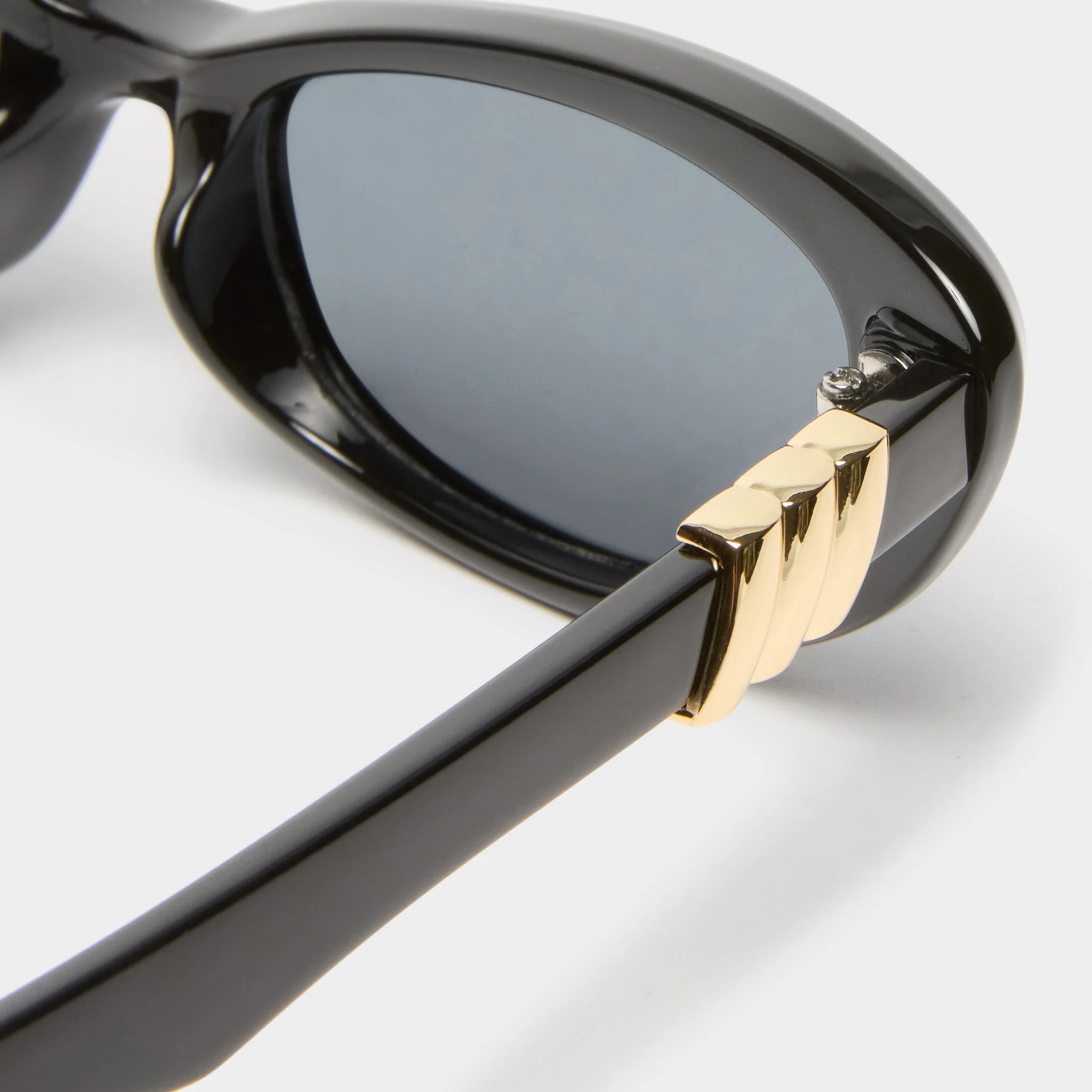 THE WHISPERER | BLACK POLARIZED - Image 4